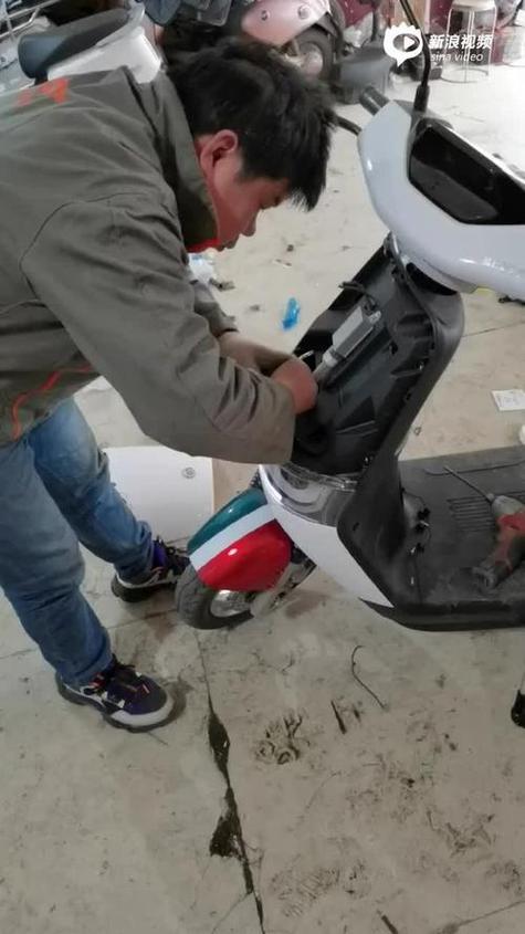 二轮电瓶车车灯维修教程