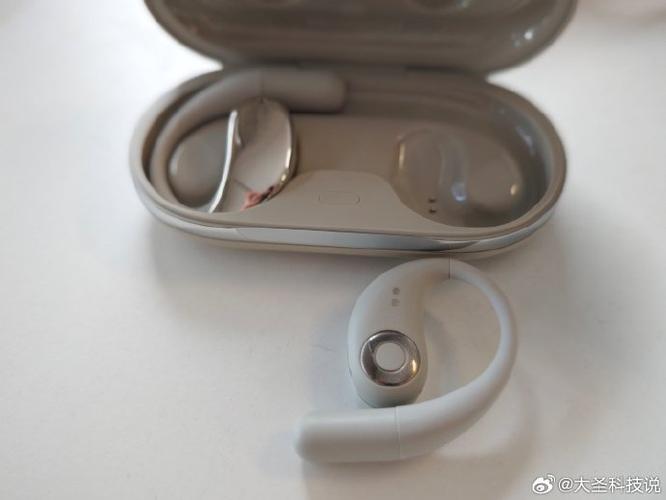 长时间带蓝牙耳机有什么坏处